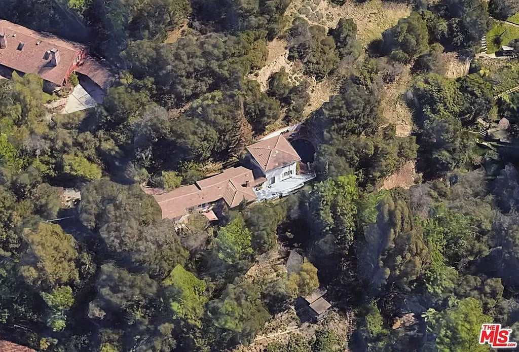 9780 Drake Lane