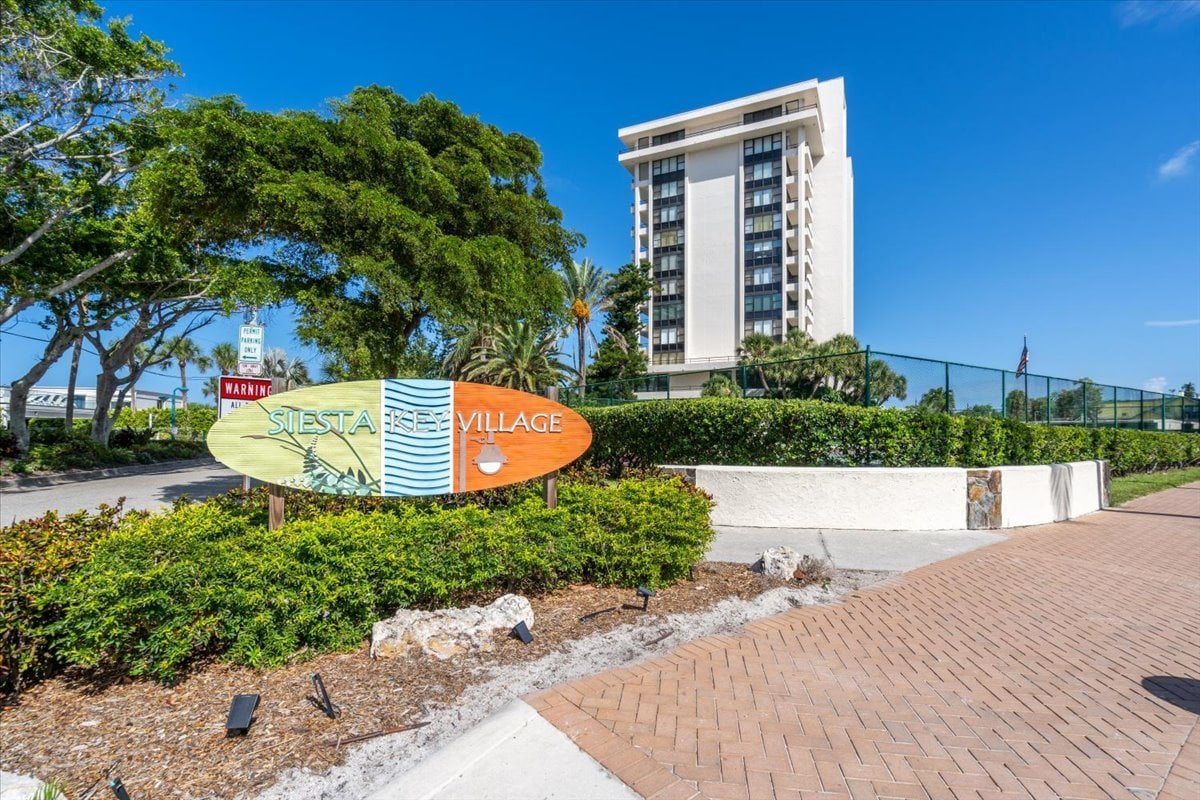 8106 Moonstone Dr #17-204