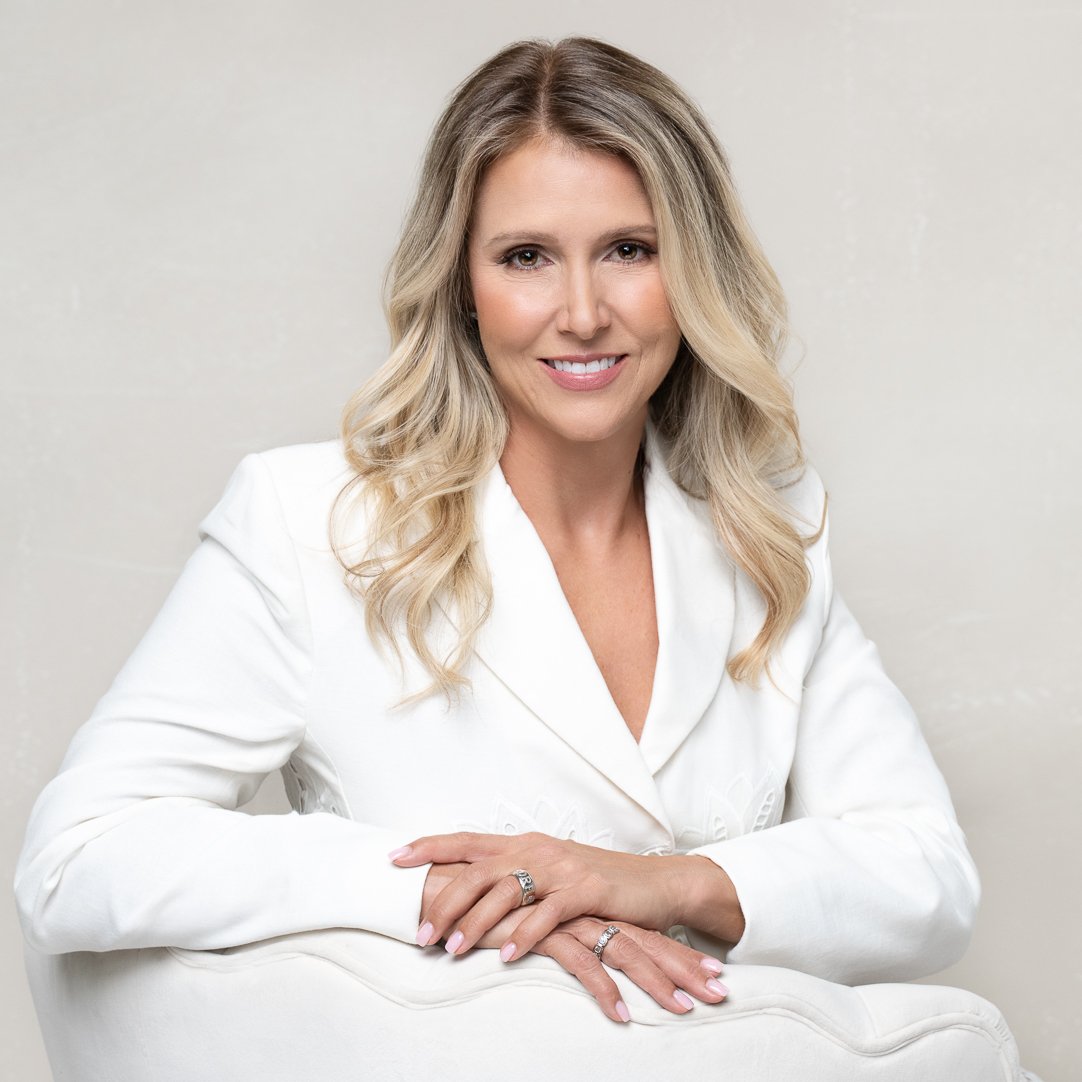 Dana Cascone Marathon, FL Real Estate Agent Headshot