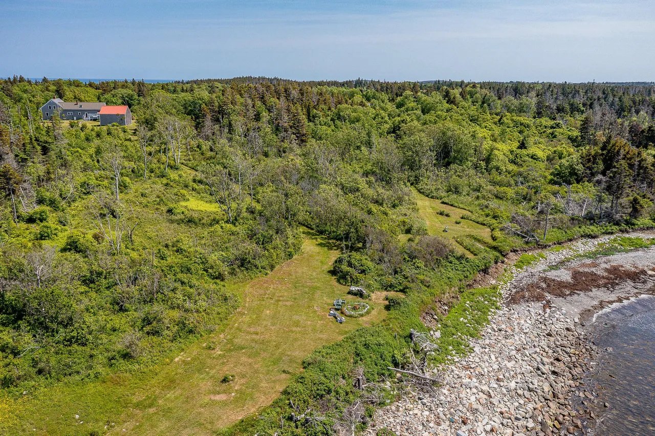 New Listing: 161 North Road, Matinicus, ME 04851 – $1,775,000