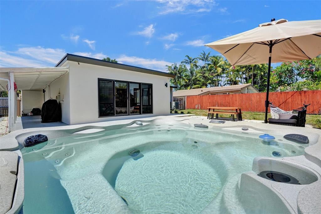 1772 SW 30th St Fort Lauderdale, FL 33315