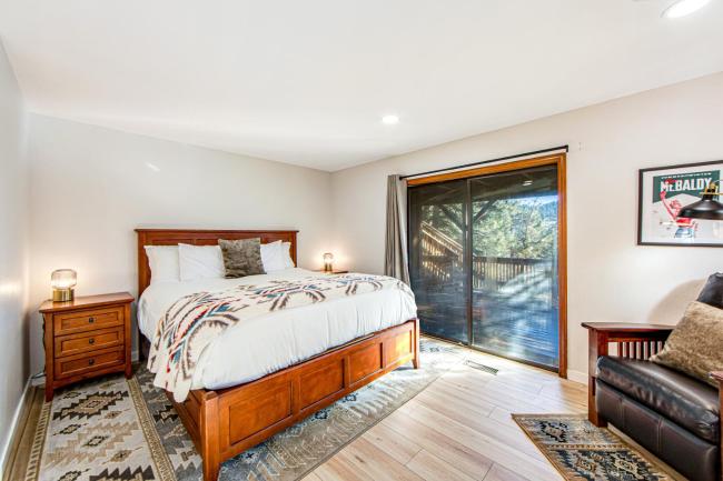 Arrowbear Lake Mountain Home