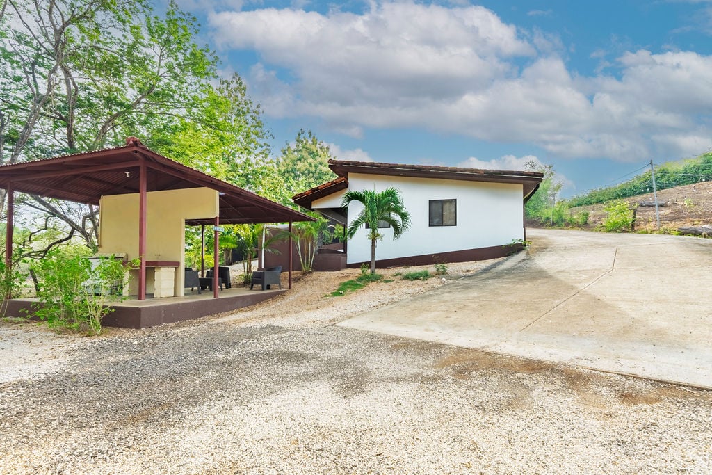 Villa Los Monos | High-Income 9-Unit Rental Property Near Playa Grande