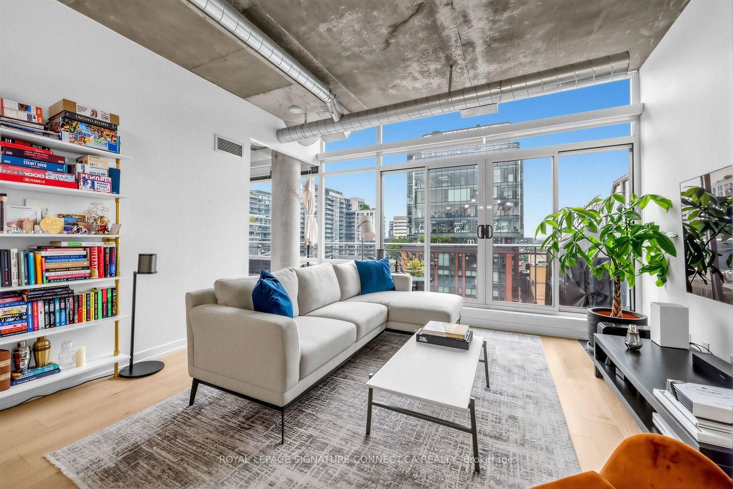 PENTHOUSE AT 66 PORTLAND ST 