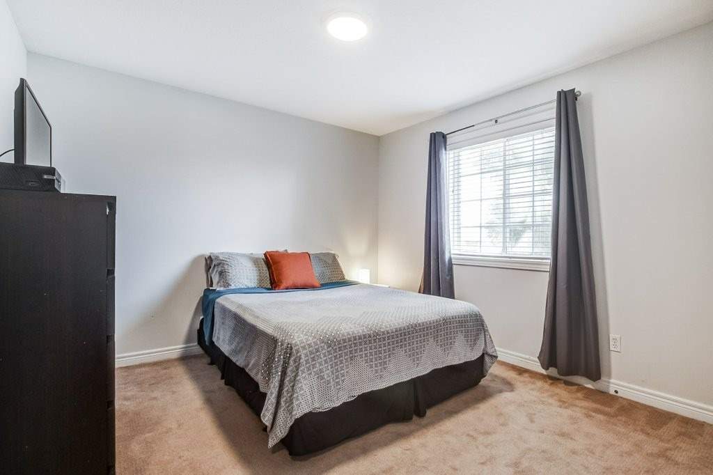 19 Goldenview Crt