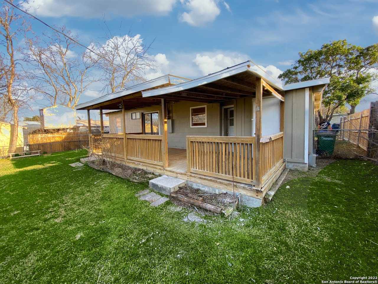 155 Greenhill Pass