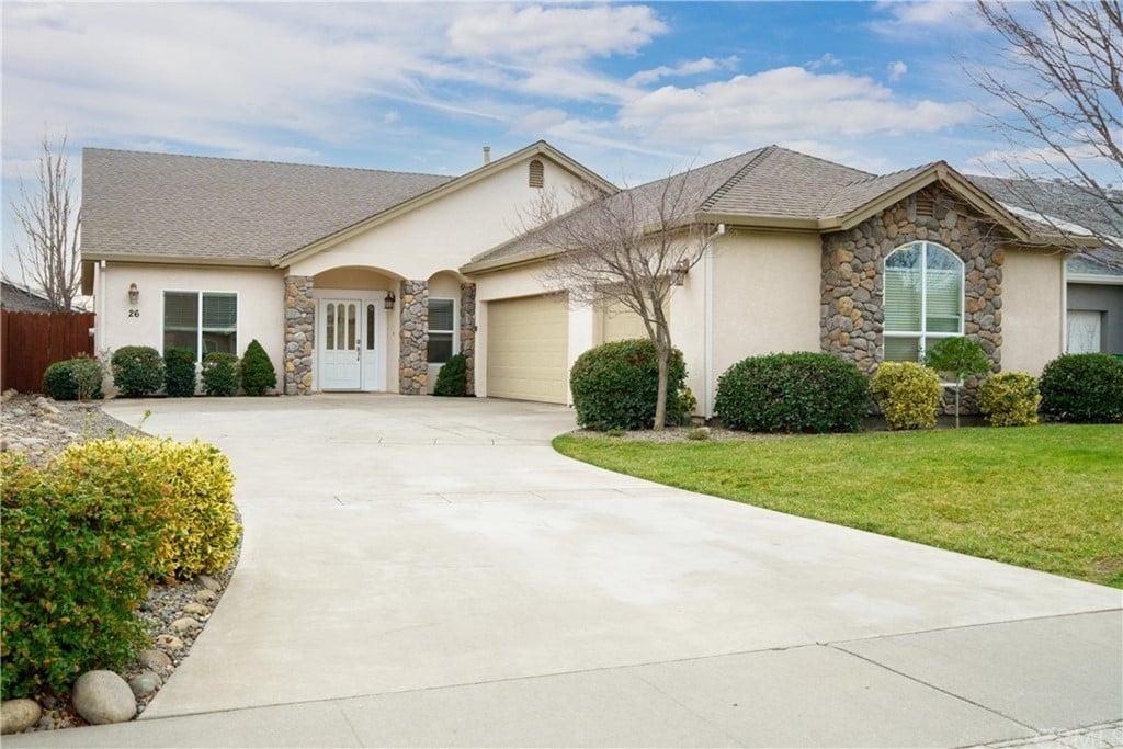 26 Lobelia Ct