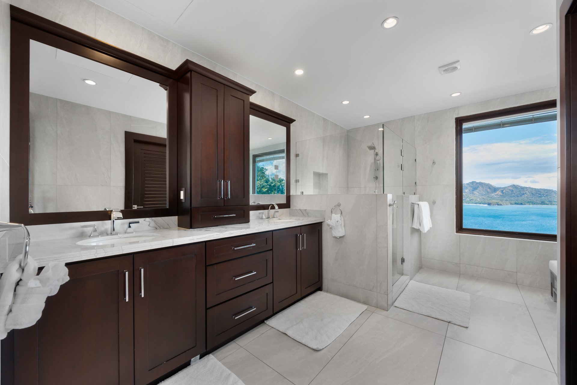360 Splendor del Pacifico #502 | Stunning Oceanview Condo in Playa Flamingo