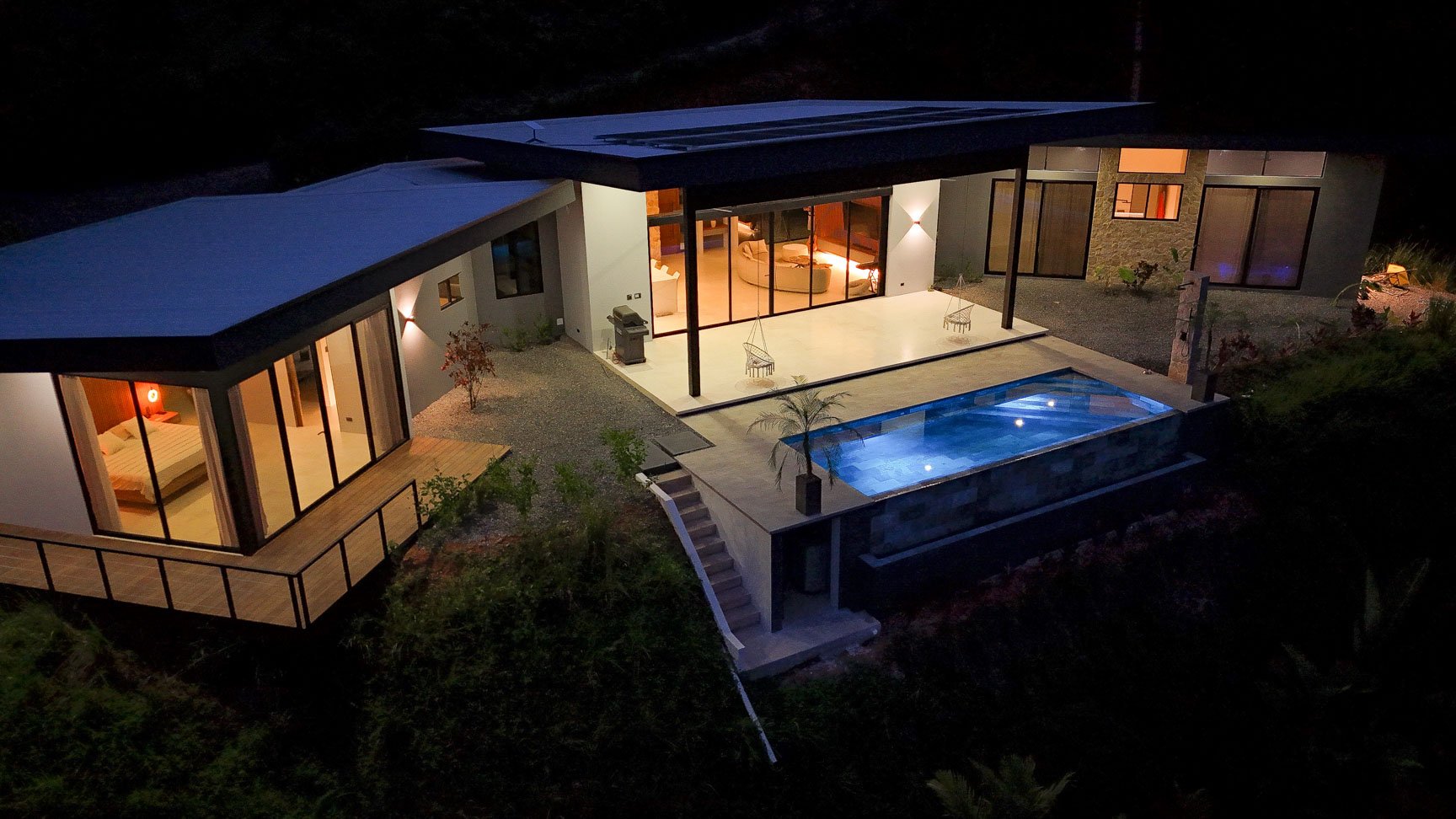 Ojochal Modern Jungle Home with Infinity Pool & Mountain Views