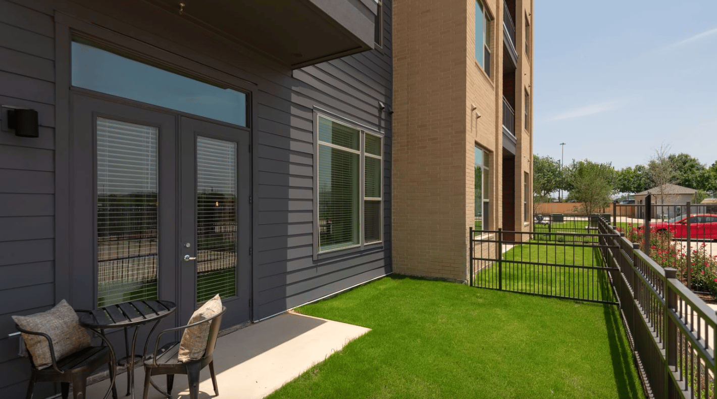 Up to 10 Weeks Free on select units