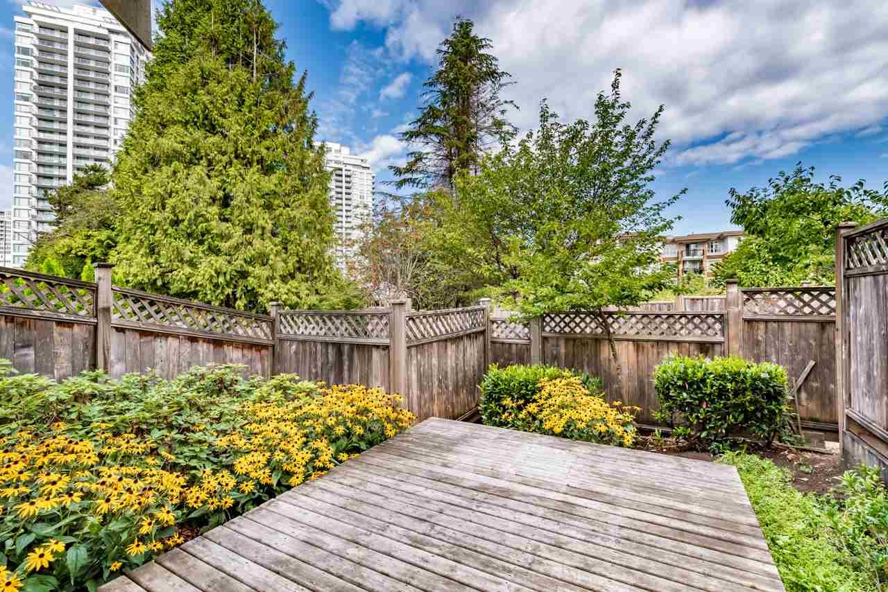 15-621 Langside Ave