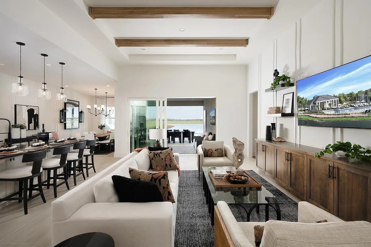 Helios Residences Naples