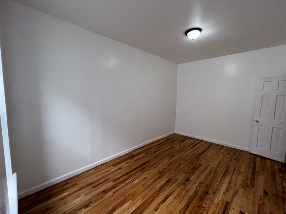 578 Ralph Avenue, #C4