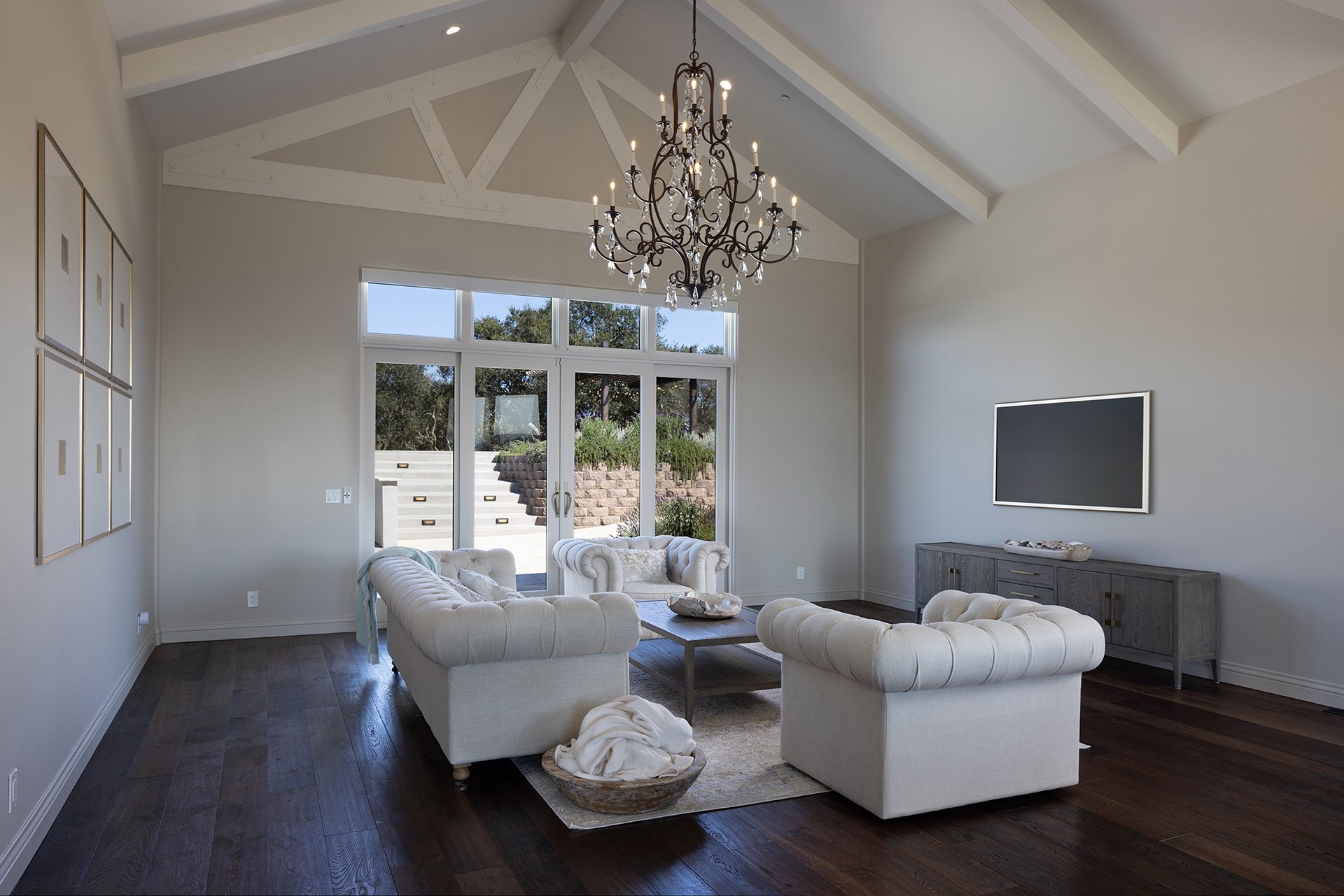 Elevated Living with Panoramic Views