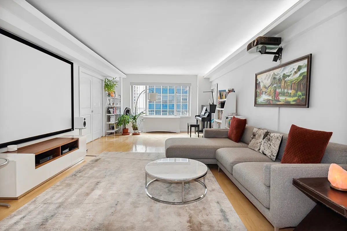200 E 57th St, #3L