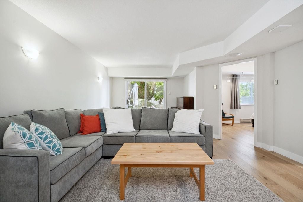 181 Ravine Dr, #20