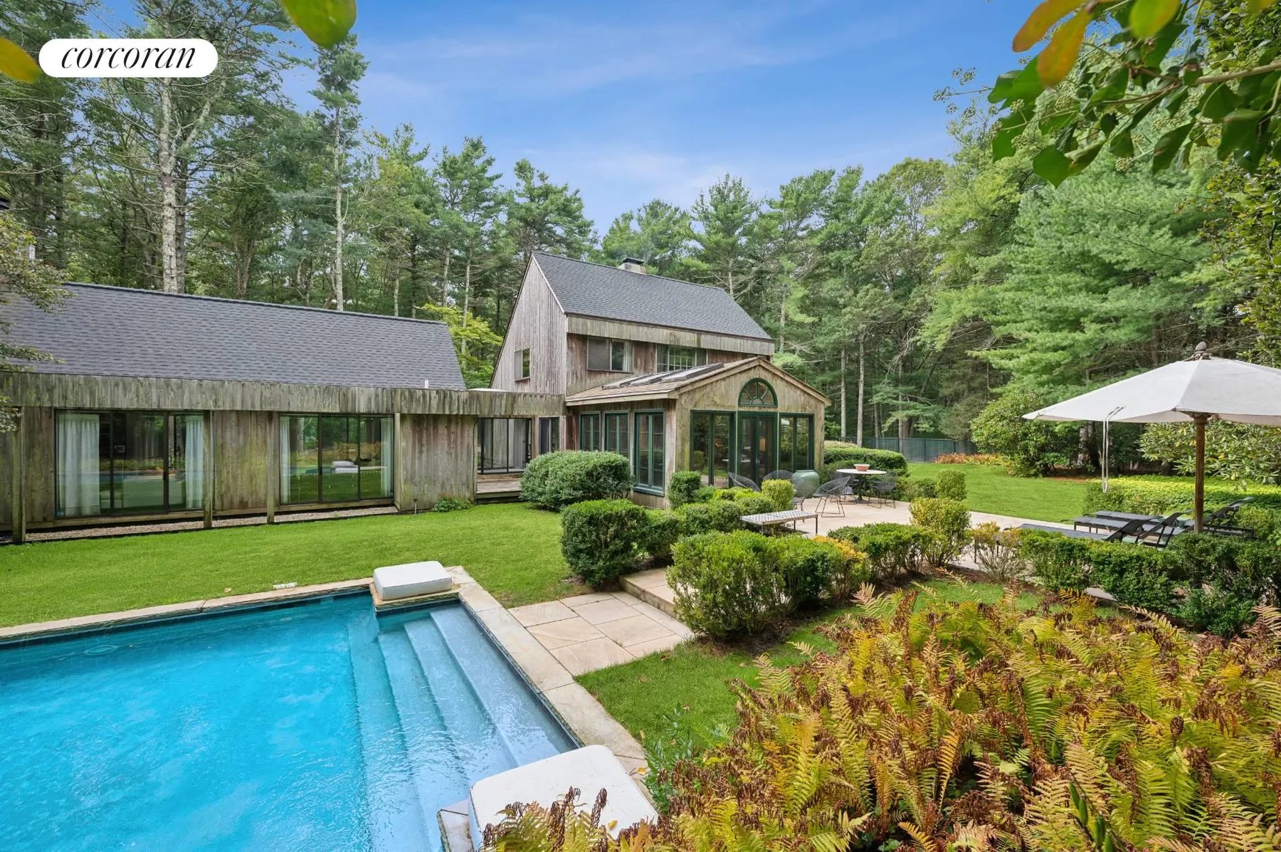 5 White Pine Rd