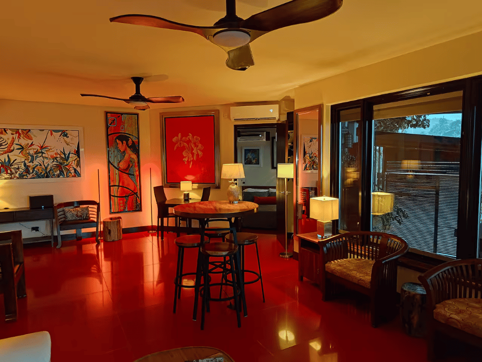 Luxury Multi-Level Estate With Ocean View 