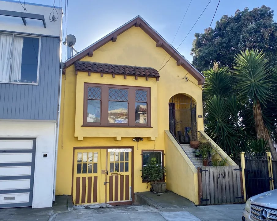Current photo of Jerry Garcia's childhood home at 87 Harrington Street