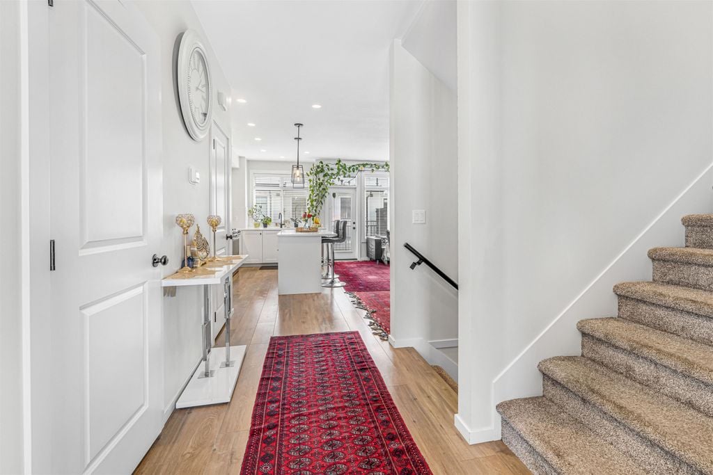 17557 100 Ave, #32