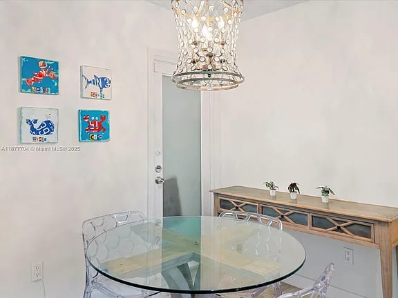 Turnkey Furnished Condo in Key Biscayne