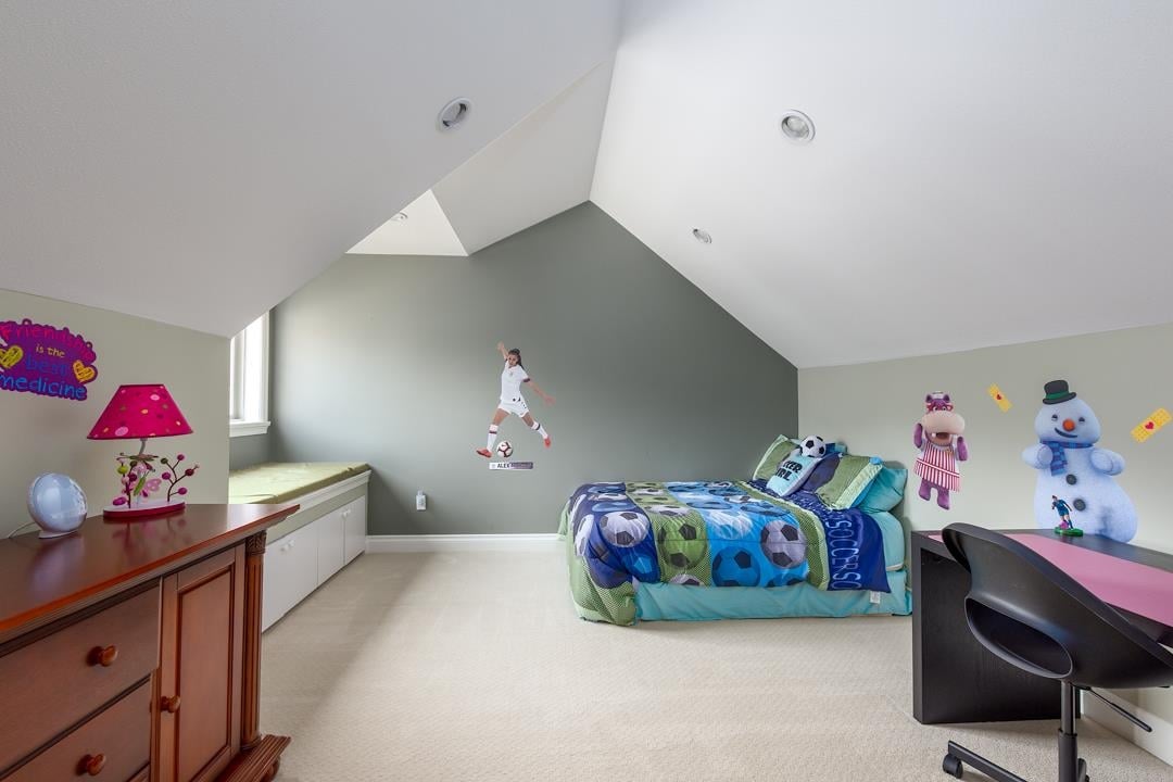 1010 Jay Cres