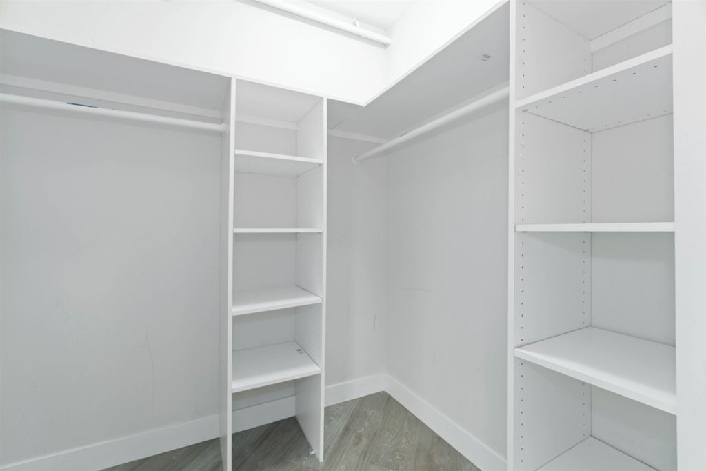 907 Beach Ave, #602