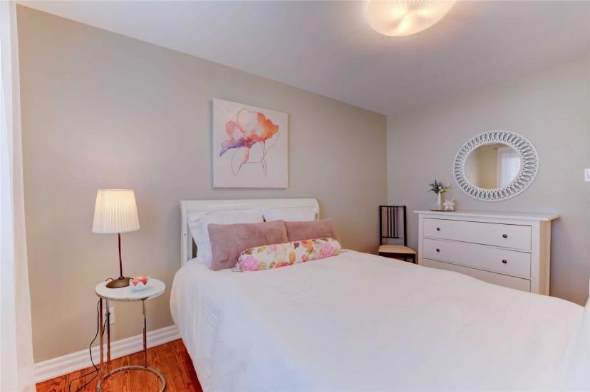 8 Sewell Dr