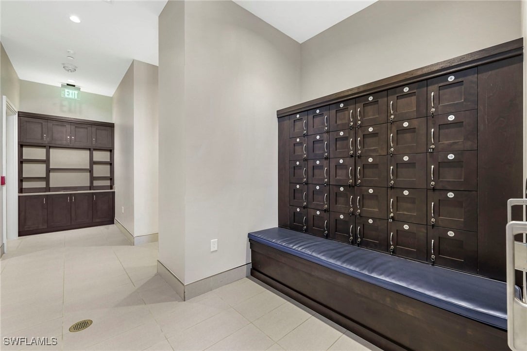 13761 Blue Bay Cir