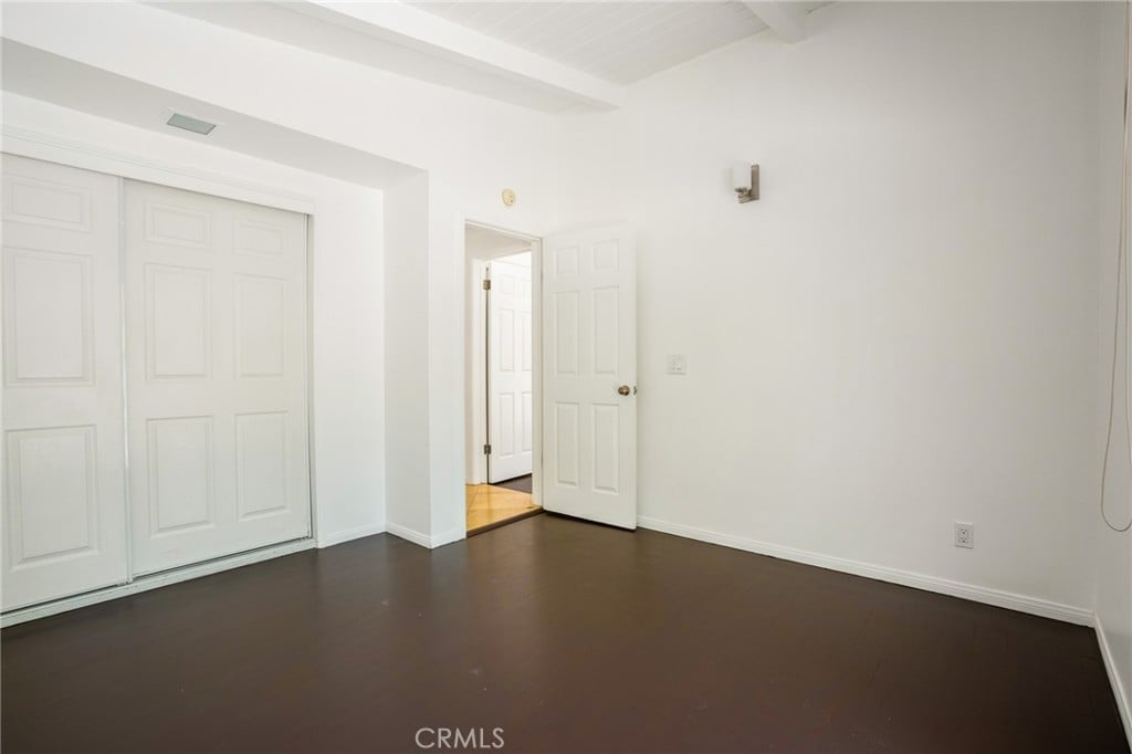 2423 S Buenos Aires Dr
