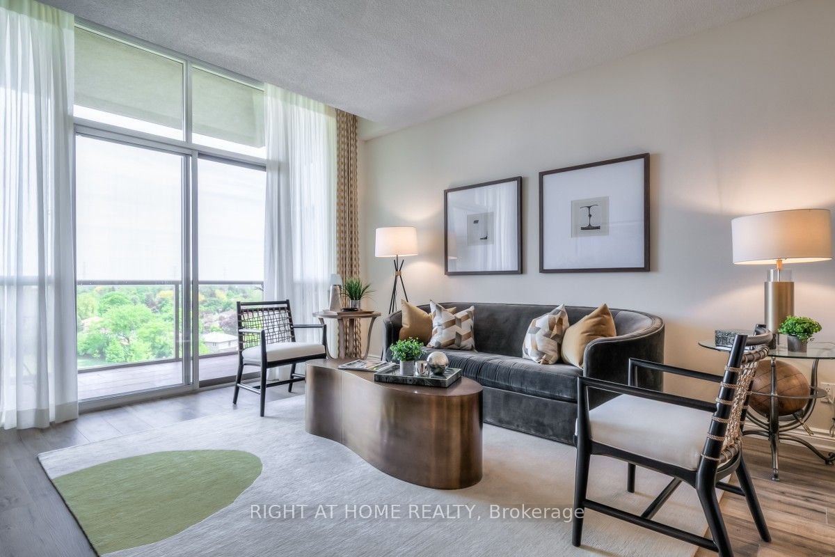 PALACE GATE PENTHOUSE 