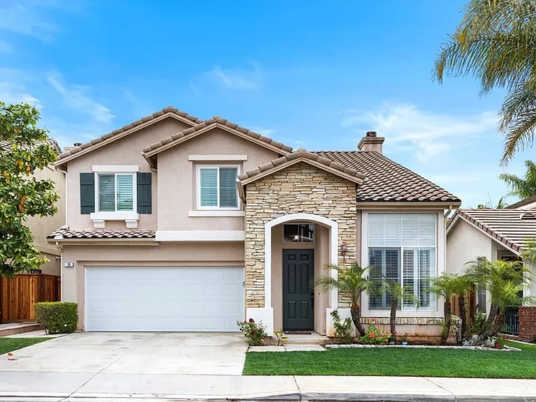 10 Daybreak Ln