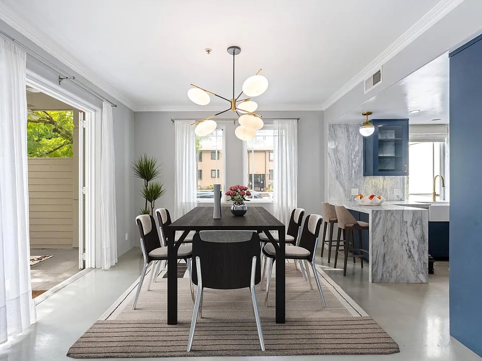 Spacious West Hollywood Townhome with 2 Beds, 3 Baths & Prime Location