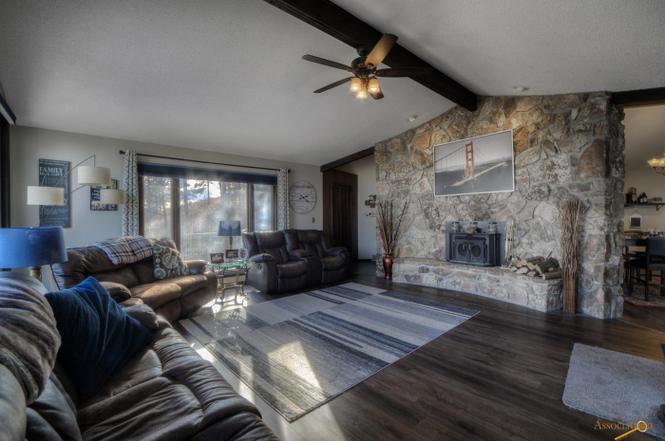 1201 Blue Jay Dr