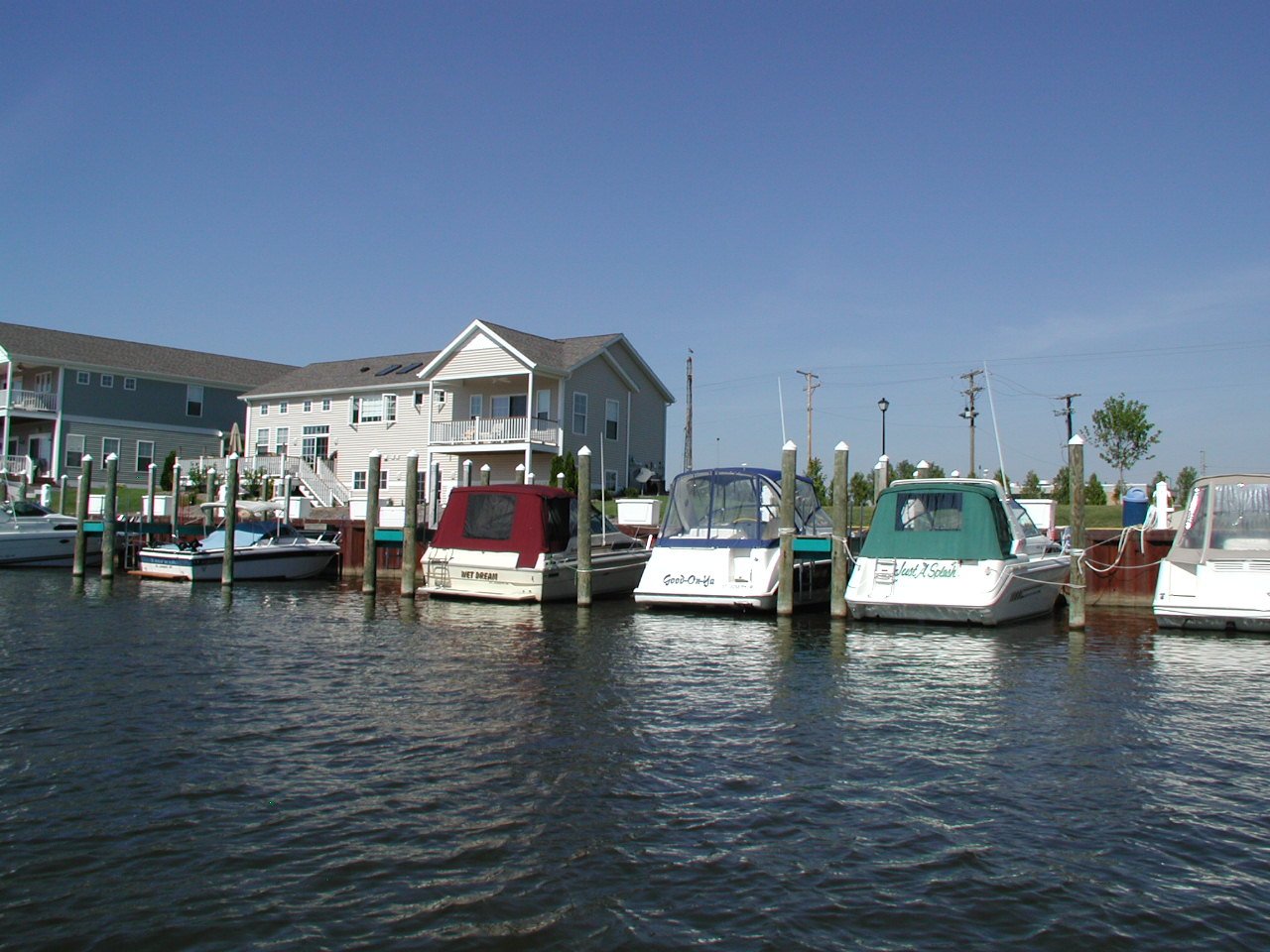 Island Pointe Marina
