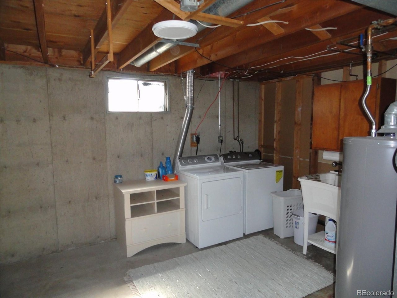 1568 S Dudley Ct