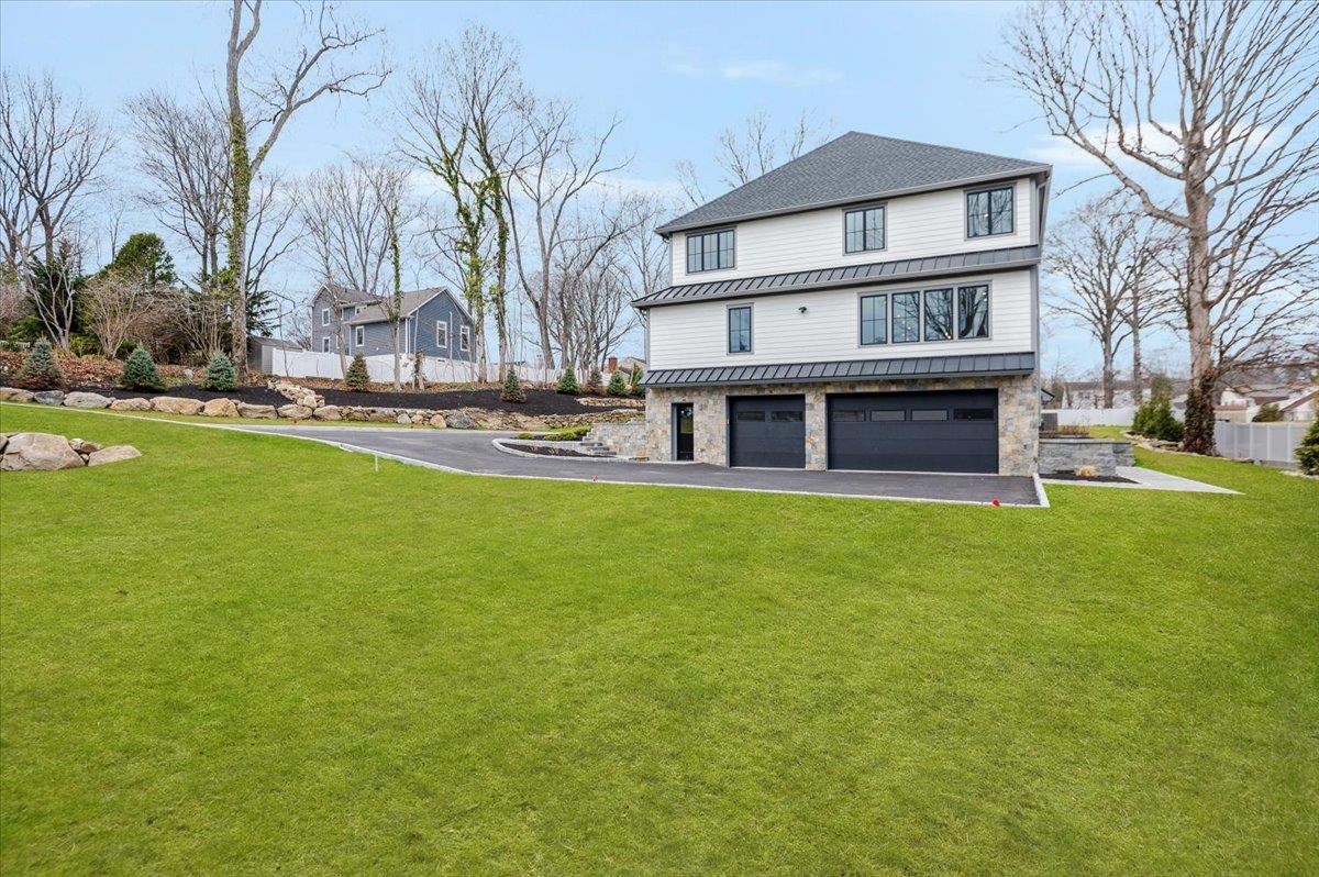 23 Sylvan Rd