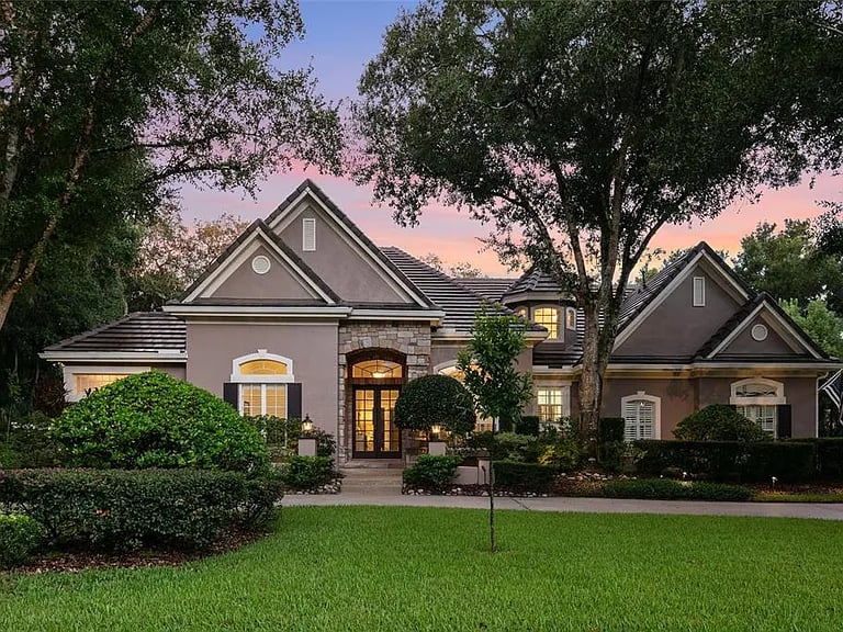 3489 Oak Knoll Pt