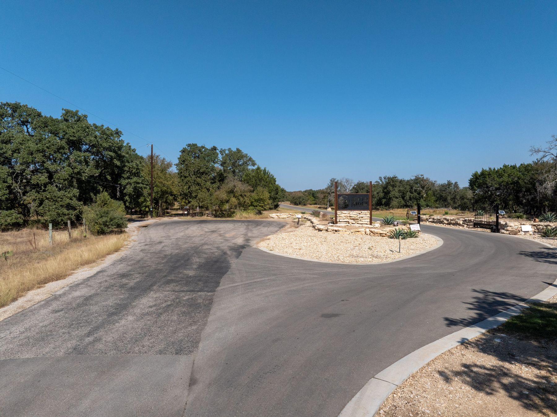 LEGACY LAKESIDE RANCH | Salado, TX