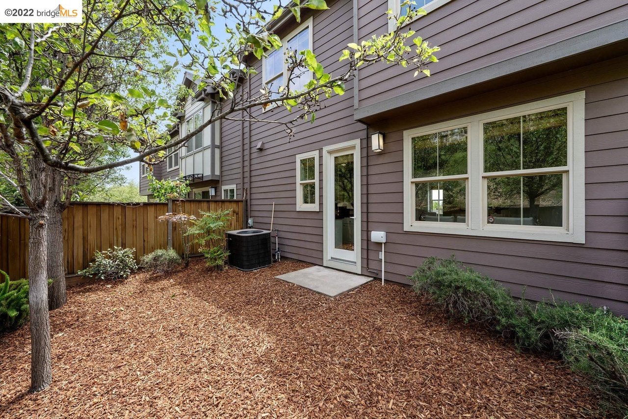 6005 Old Quarry Loop