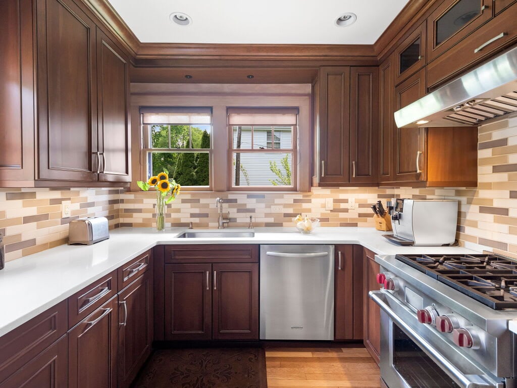 25 Pascack Rd