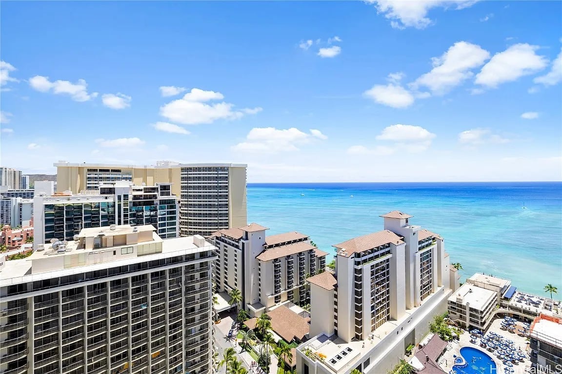 223 Saratoga Rd, #2708