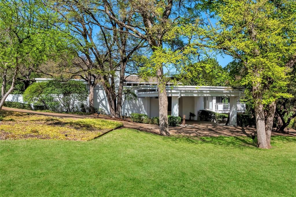 2111 Hidden Creek Ct