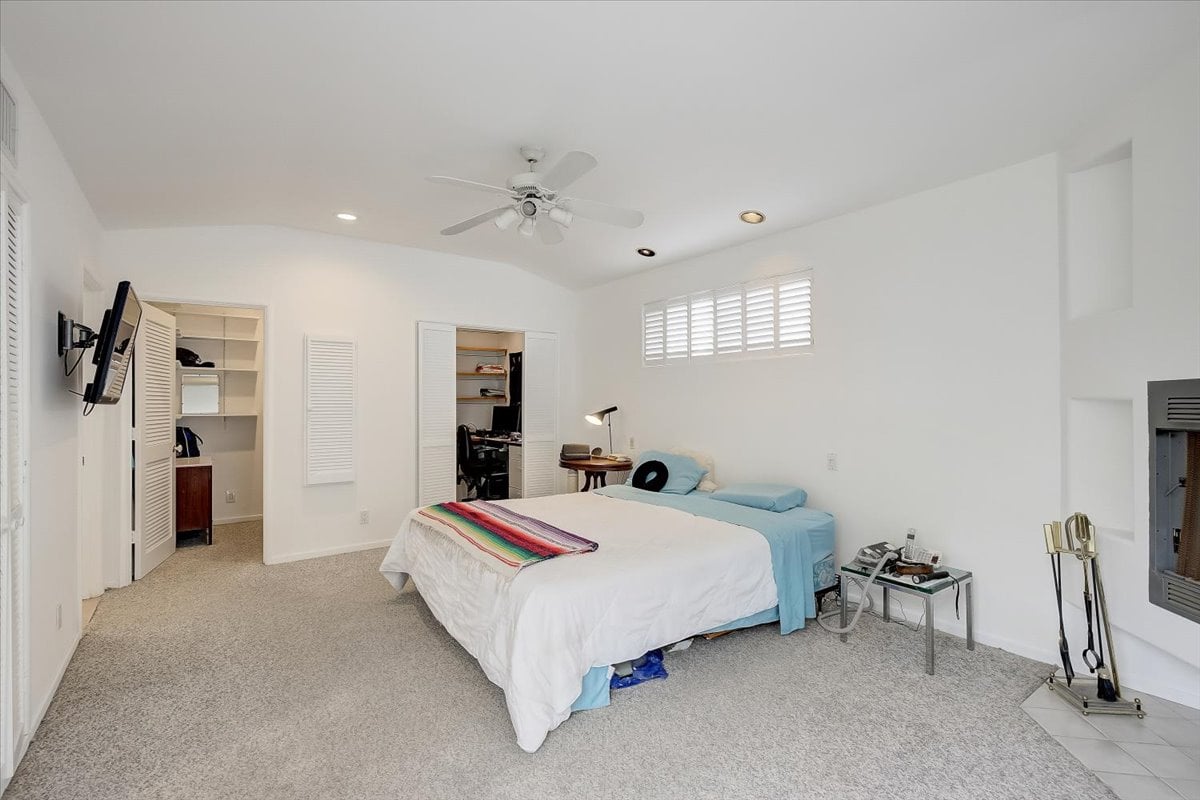 7906 Kittyhawk Ave