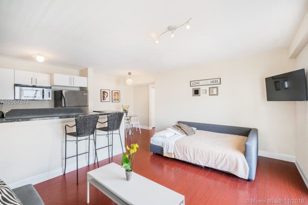 12 Unit Miami Beach Mid-century Building Sells at 751 Meridian by Luca Migliore