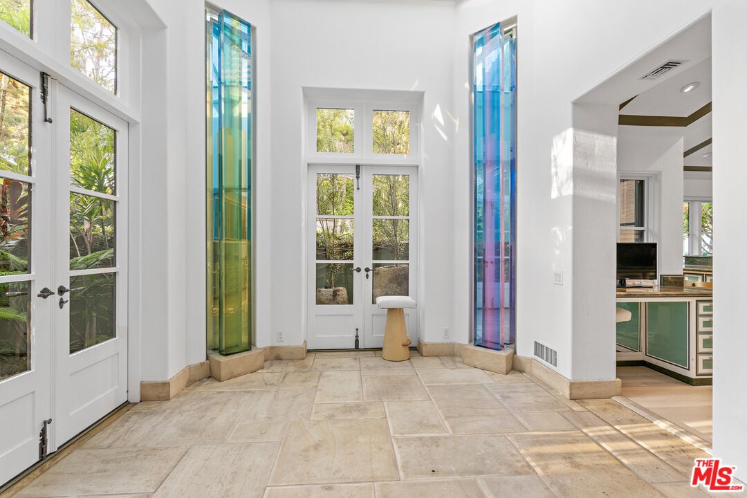 Century Woods Dr, 90067