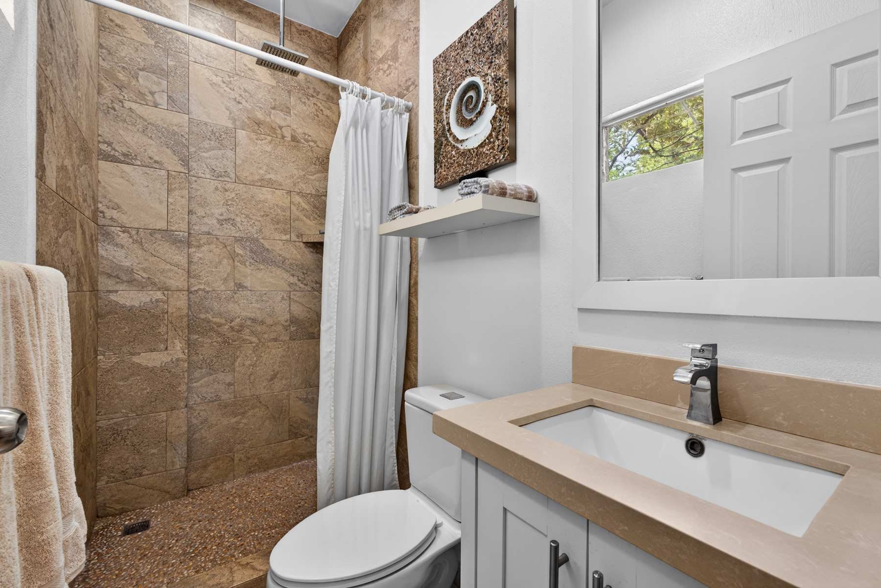 Villa Verde II #3 | Turnkey Furnished 2BR Condo Steps from Tamarindo Beach in Villa Verde