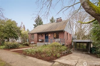5716 38th Avenue NE
