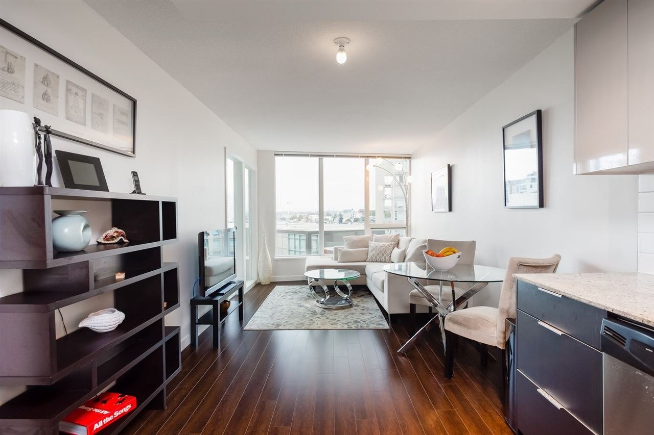 445 W 2nd Ave, #605