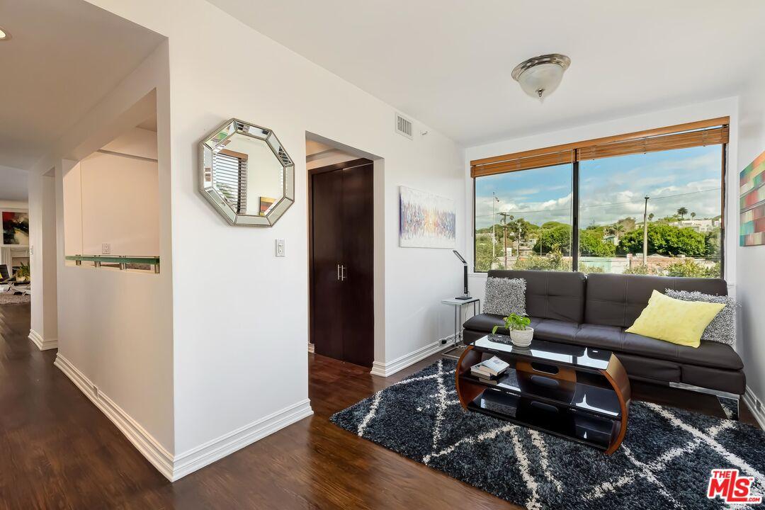 2910 Neilson Way Unit: 313